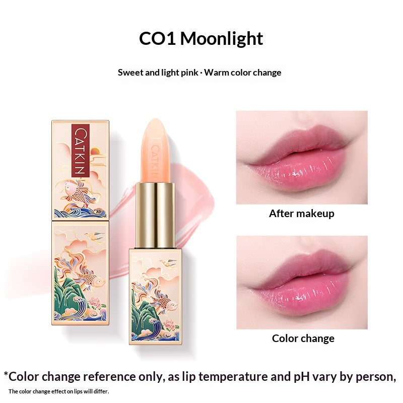 Farbwechselnder Lippenbalsam mit Feuchtigkeit