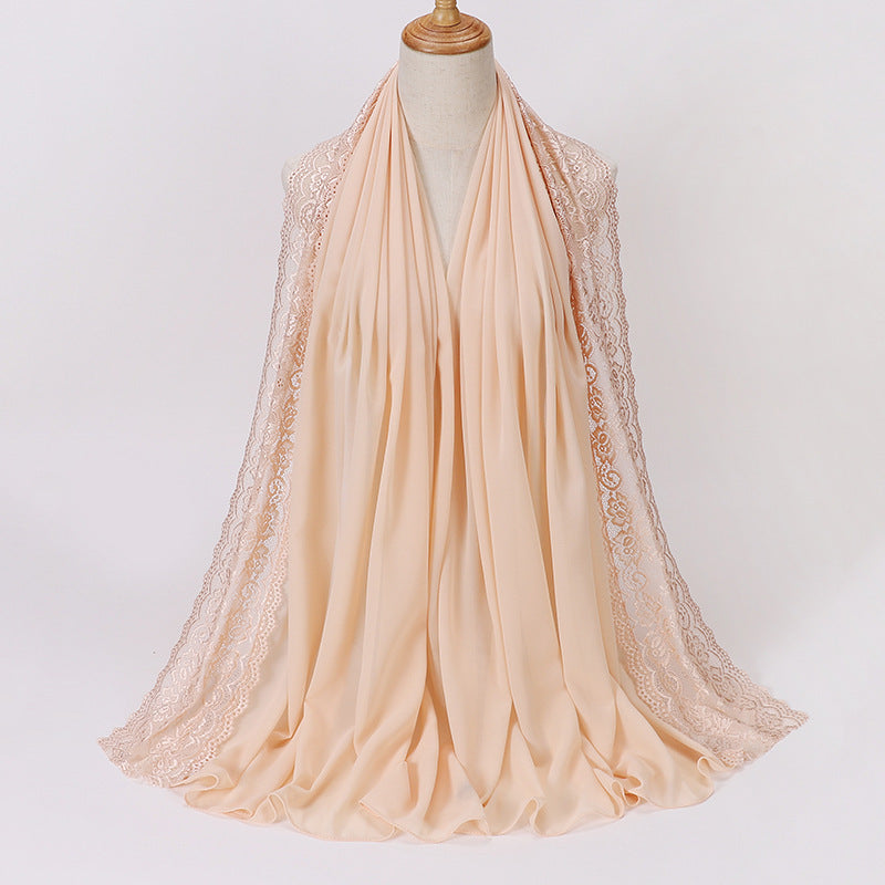 Schal aus Chiffon mit Spitzenabschluss – Bild 3 | LuxeStyle