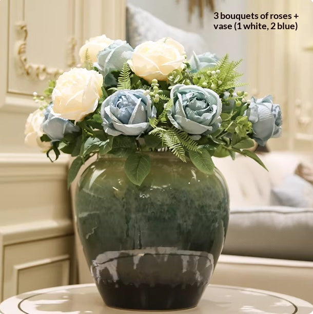 Keramikvase mit Kunstblumen und Dekoration – Bild 13 | LuxeStyle