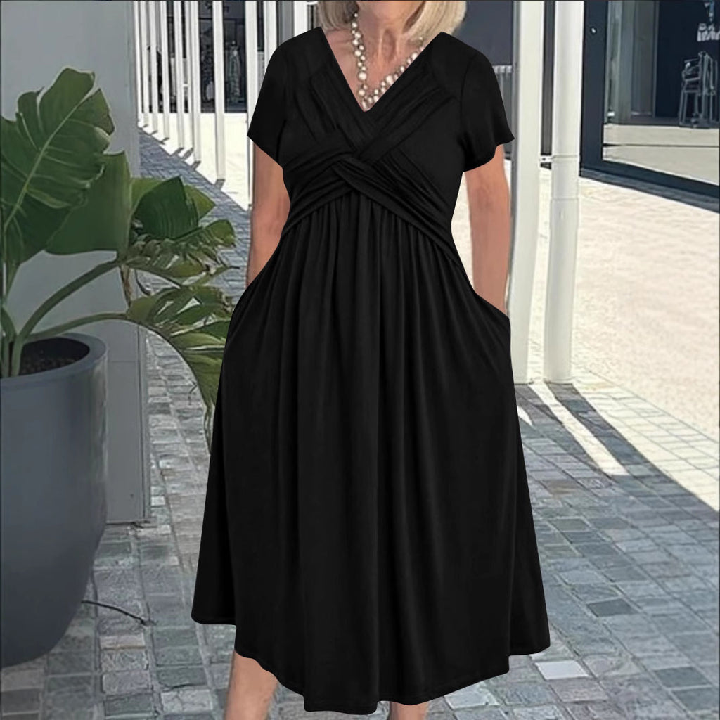 Sommerkleid mit V-Ausschnitt und Kapuze – Bild 2 | LuxeStyle