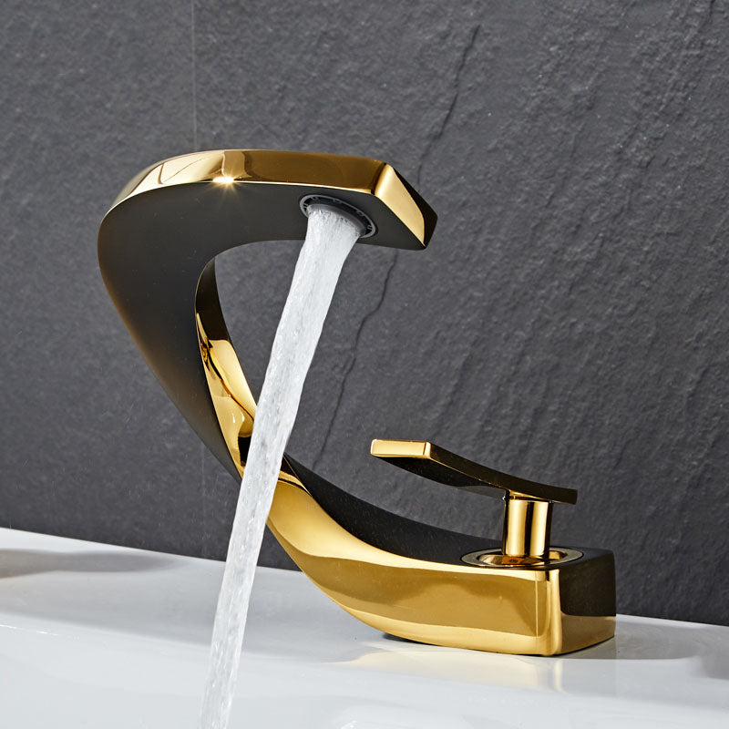 Waschtischarmatur aus Kupfer – Bild 16 | LuxeStyle