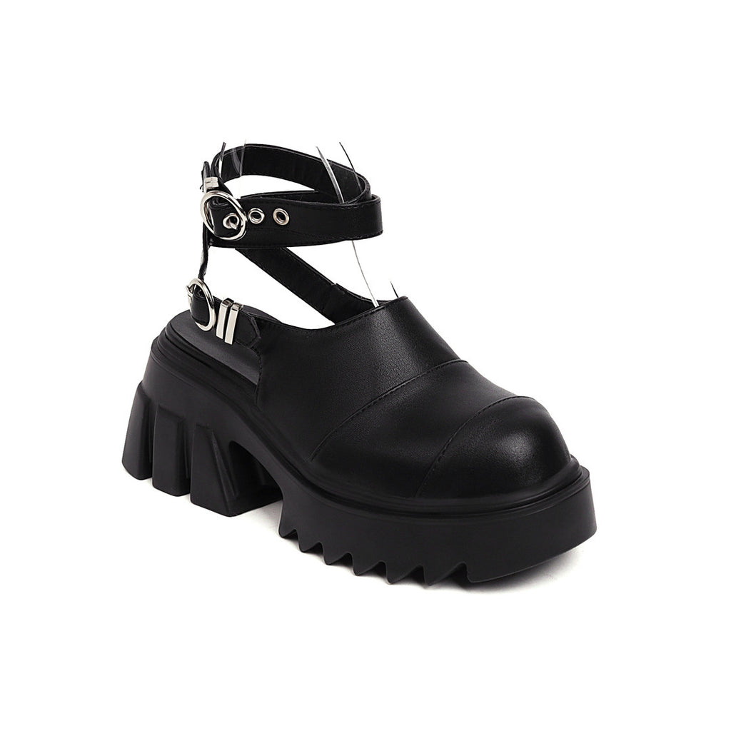 Sandalen mit gekreuzten Riemen, Plus Size – Bild 4 | LuxeStyle