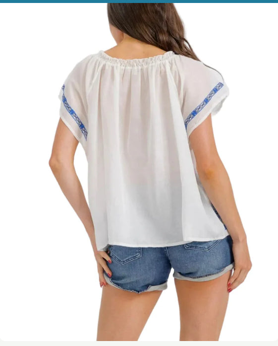 Polyester-Bluse mit 3D-Muster