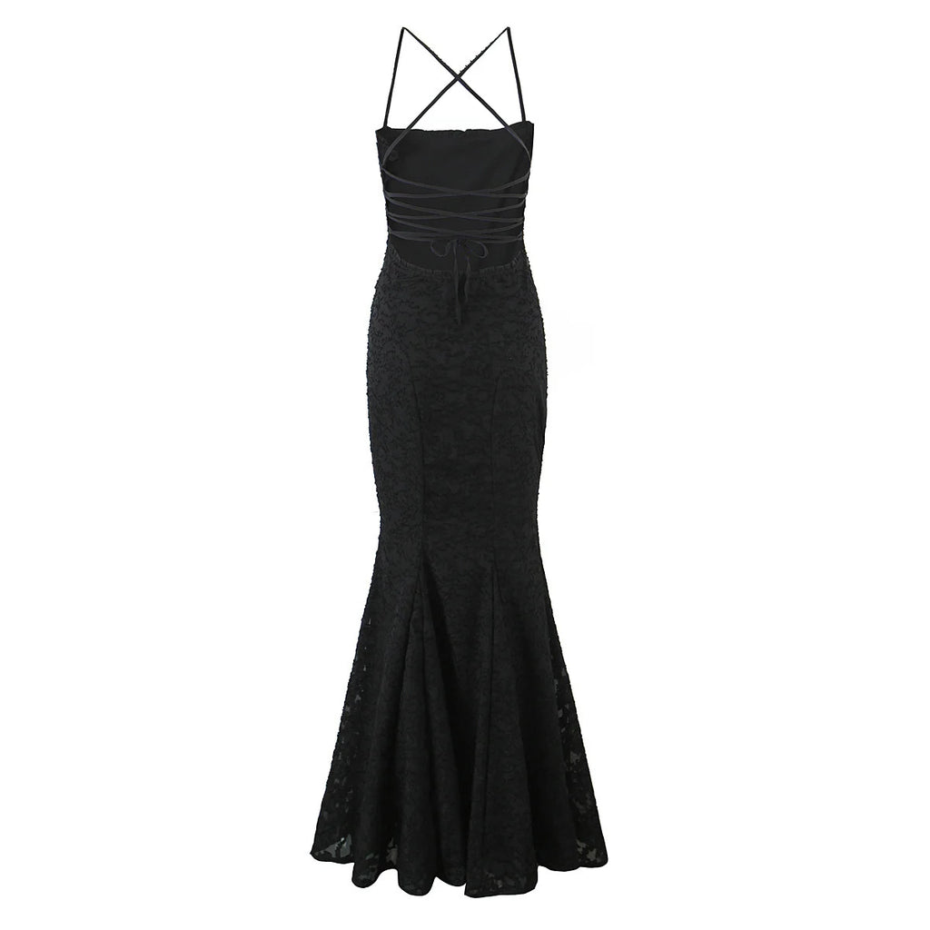 Elegantes, tailliertes Slip-Kleid ohne Träger – Bild 2 | LuxeStyle