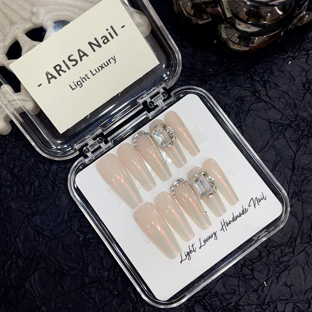 Aurora-Nagelset – Pure Handarbeit – Bild 4 | LuxeStyle