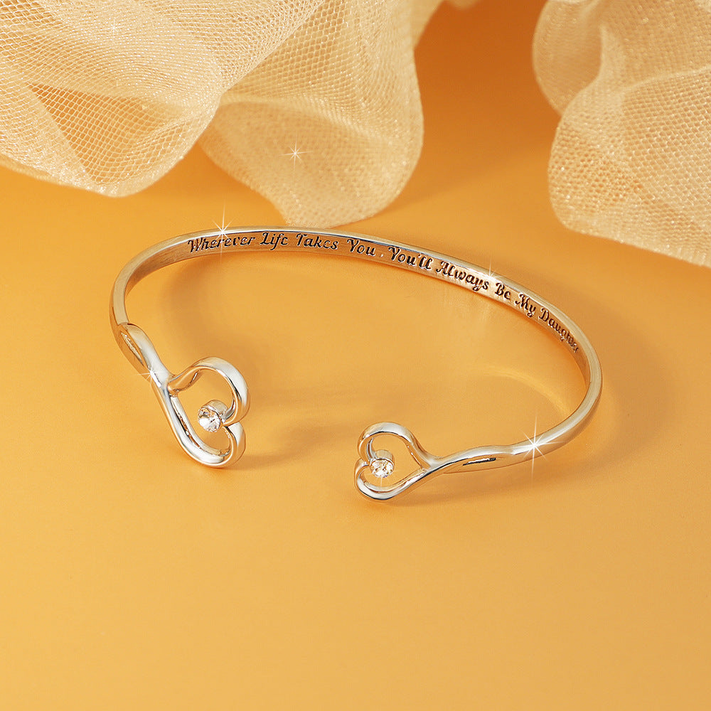 Herzarmband mit Zirkonia-Steinen – Bild 5 | LuxeStyle