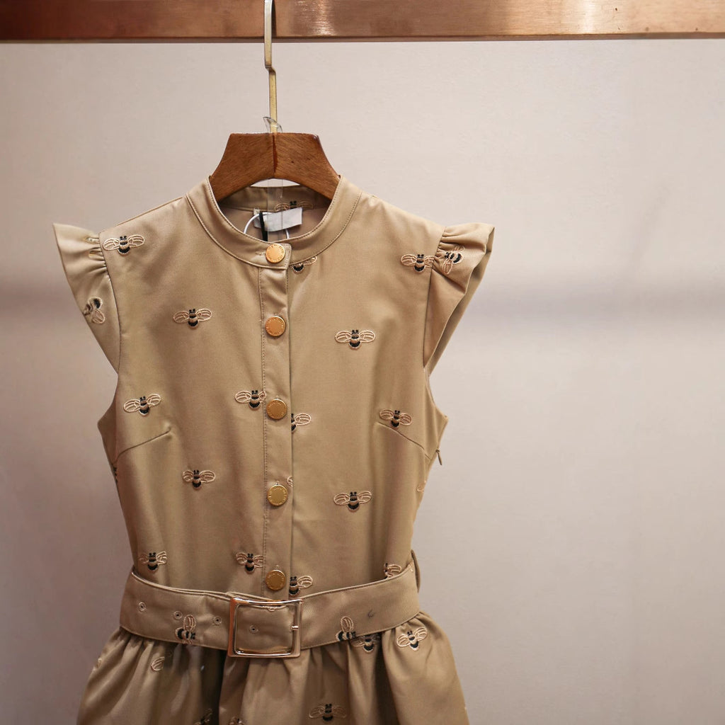 Französisches Chic Bienen-Stickerei Volant-Kleid