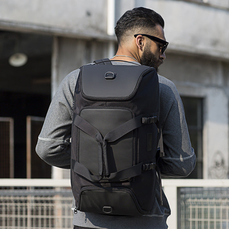 Grosser Herren-Rucksack mit vielen Fächern