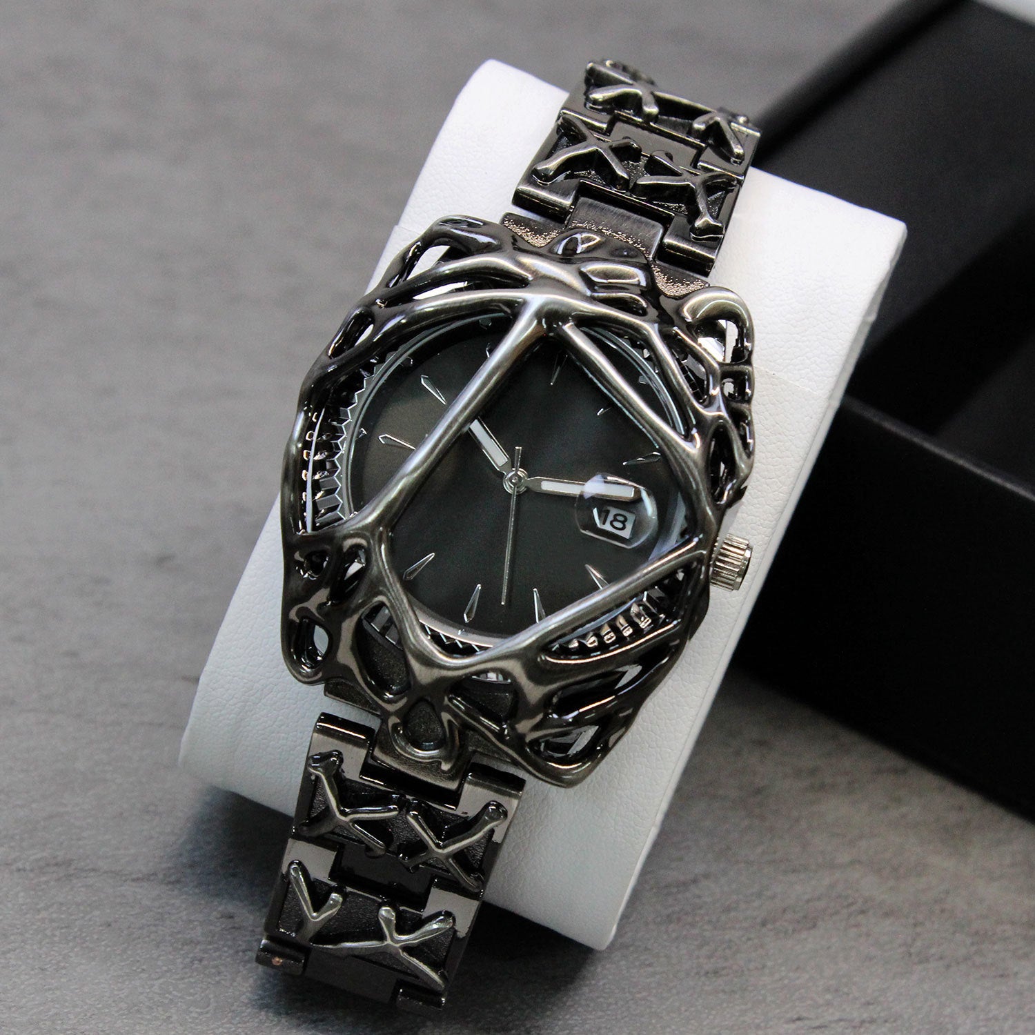 Europäische Design-Uhr