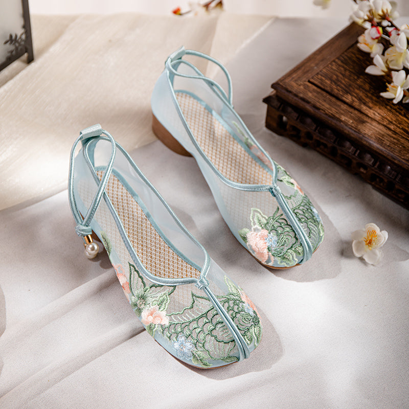 Bestickte Mesh Flats im Hanfu-Stil