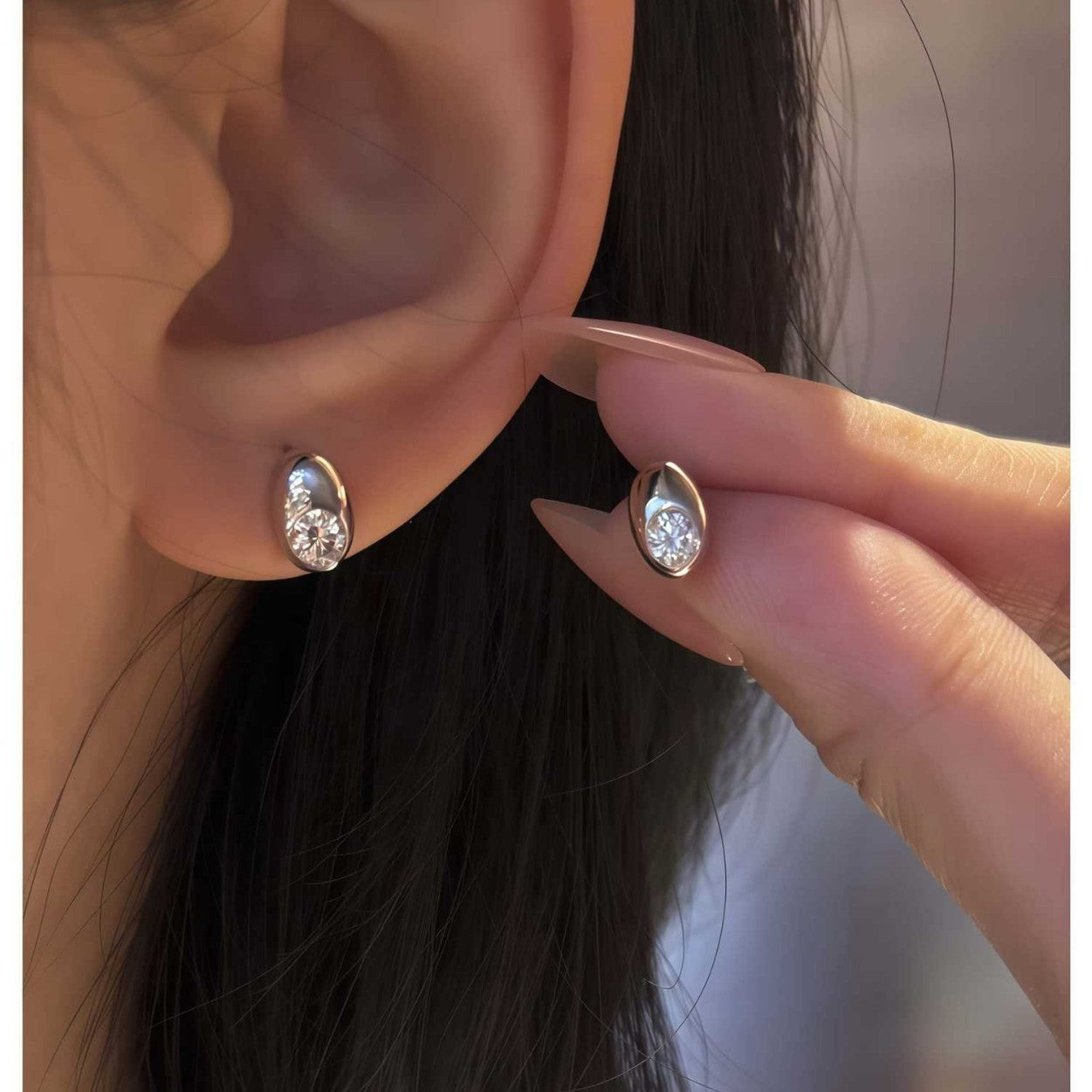 Ovale S925 Sterling Silber Ohrstecker mit Moissanit