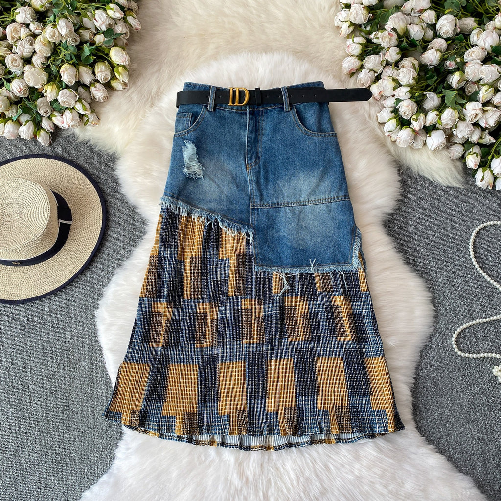 Cooler Ripped Denim-Jupe mit Fransen