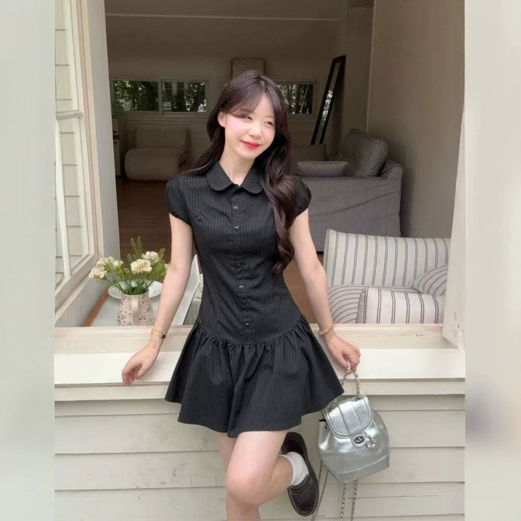 Retro-Minikleid mit Streifen & Puffärmeln