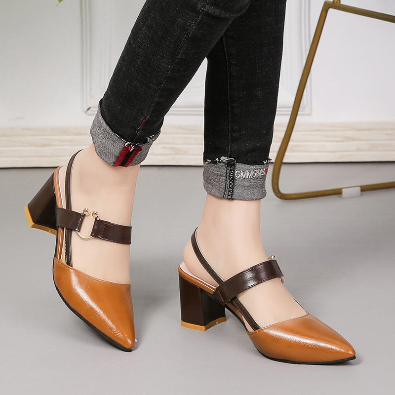 Sandalen mit spitzer Zehenpartie und Blockabsatz – Bild 3 | LuxeStyle