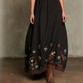 Elegantes Neckholder-Kleid mit Blumenmuster