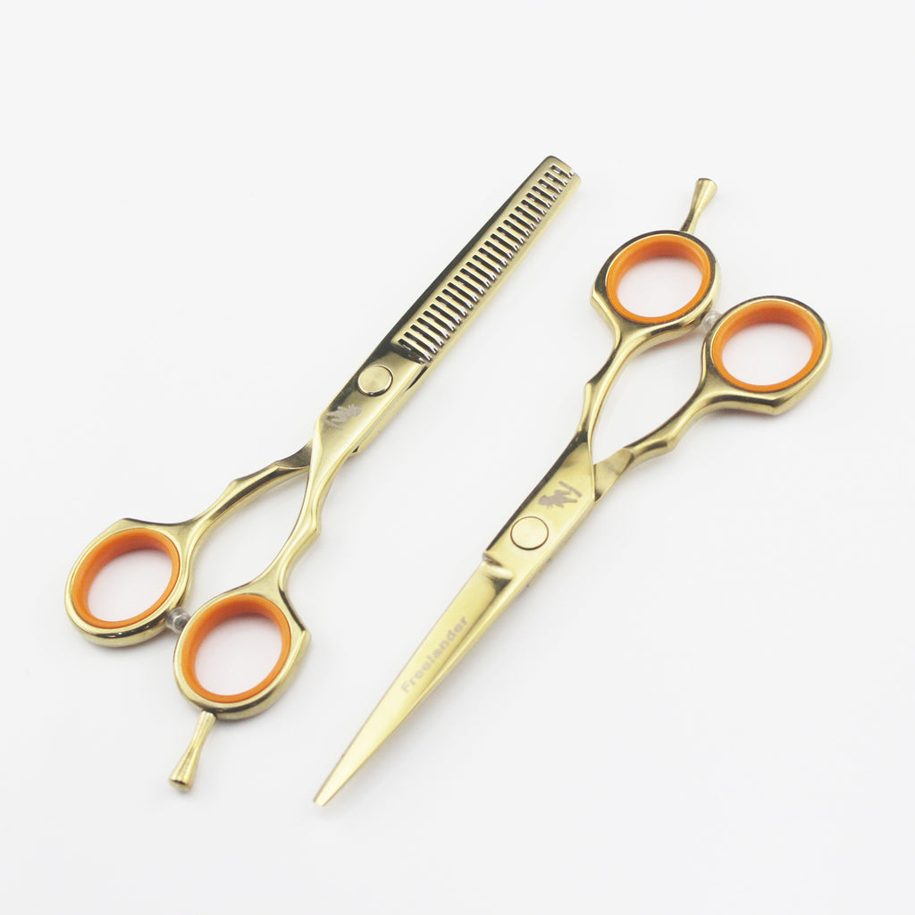 Goldene Haarscheren für dünnes Haar