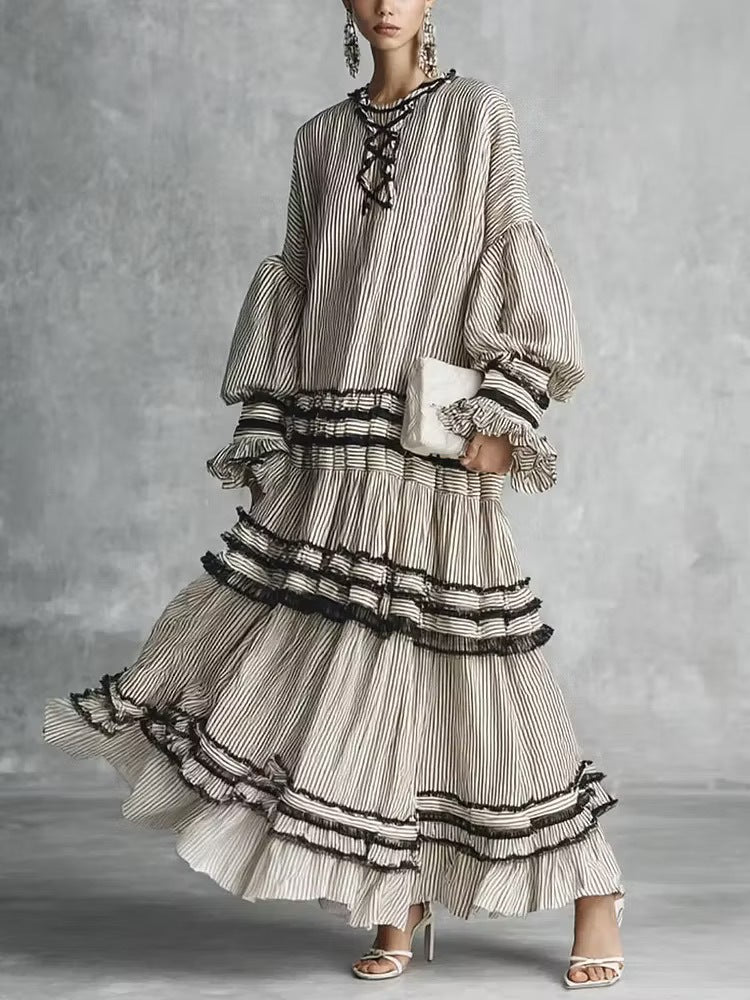 Gestreiftes Kleid