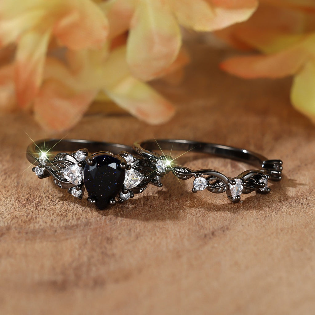 Wassertropfen-Ring mit Blaumondstein & Diamant-Akzenten