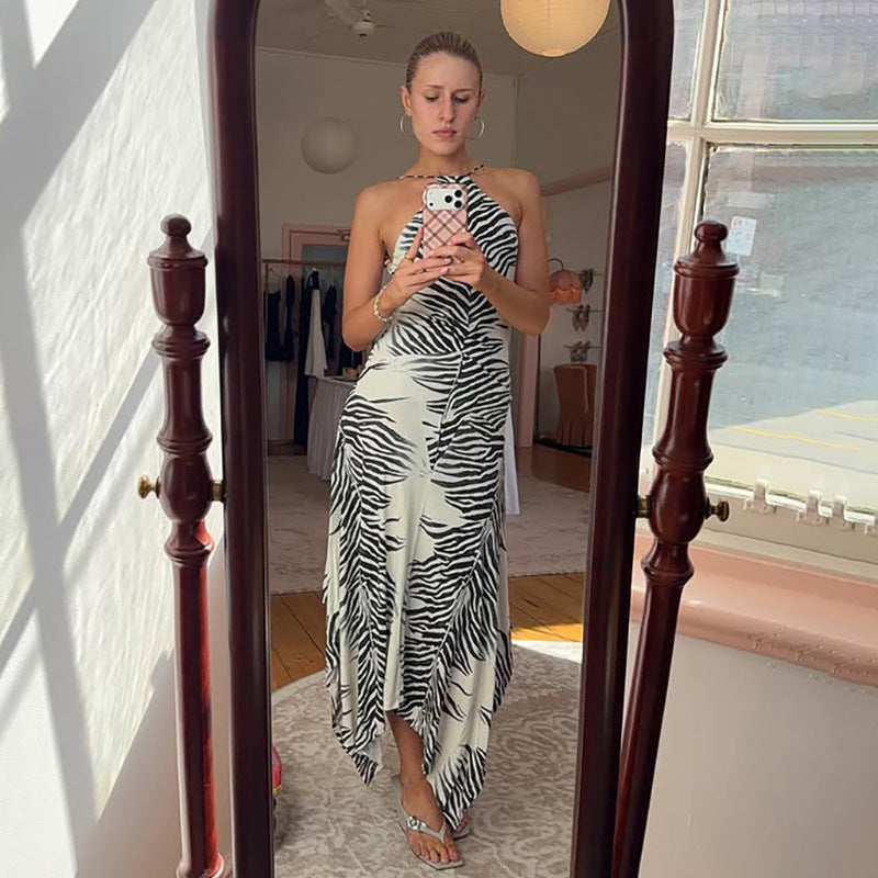 Asymmetrisches Off-Shoulder Strickkleid – Bild 2 | LuxeStyle