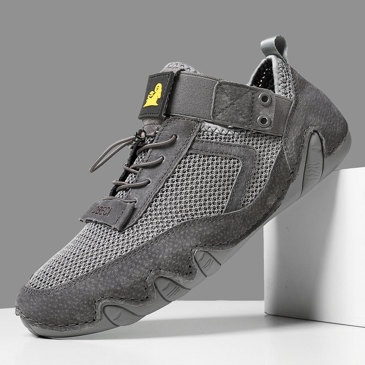 Leichte Mesh-Sneaker aus Pigskin-Leder – Bild 1 | LuxeStyle