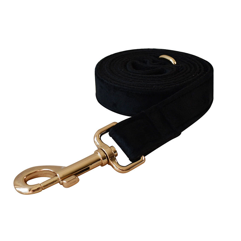 Hundegeschirr aus schwarzem Flanell mit goldener Schnalle – Bild 5 | LuxeStyle