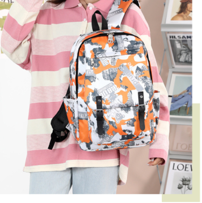 Grosser Laptop-Rucksack für Reisen und Alltag – Bild 6 | LuxeStyle