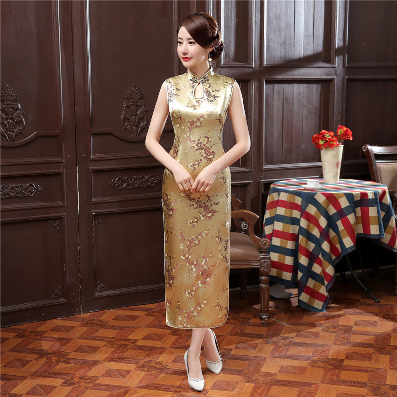 Cheongsam-Kleid aus Brokatsatin mit Dreiviertelarm – Bild 14 | LuxeStyle