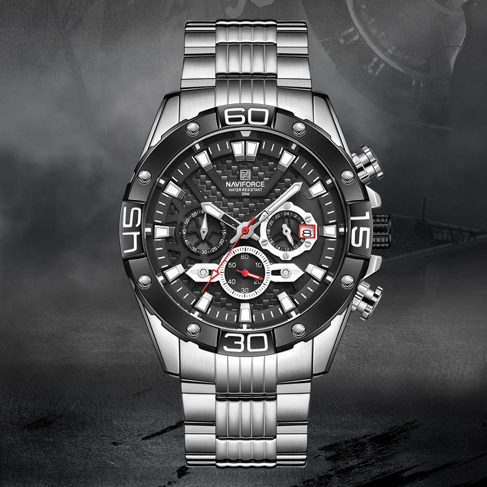 Herrenuhr mit Leuchtzeigern und Chronograph – Bild 12 | LuxeStyle