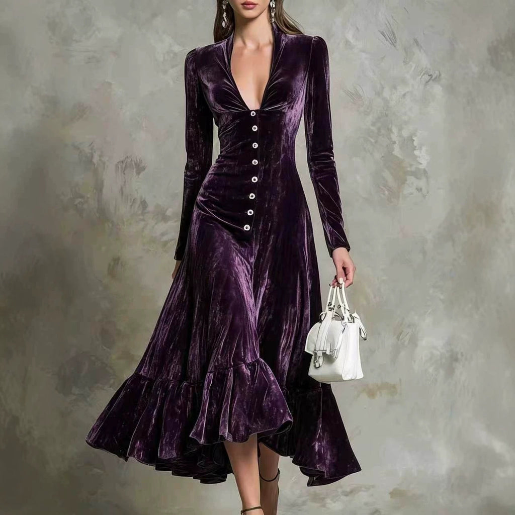 Tailliertes Langarm-Kleid mit Reverskragen