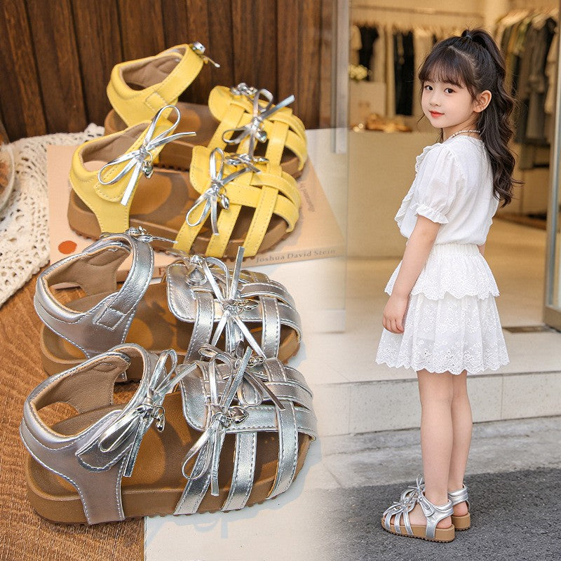 Sommer-Sandalen mit süßem Schleifchen und weicher Sohle