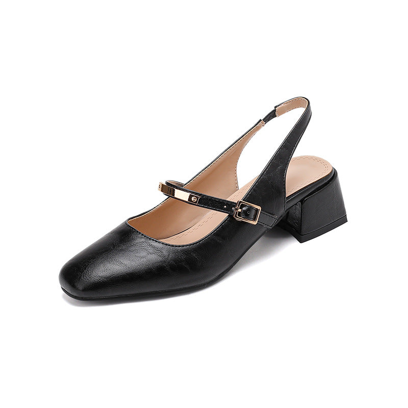 Casual Sandalen mit Blockabsatz, quadratischer Zeh und Nietenakzenten