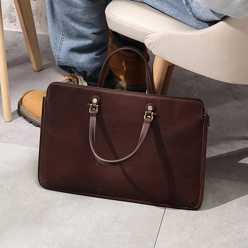 Laptop-Umhängetasche aus echtem Leder – Bild 1 | LuxeStyle