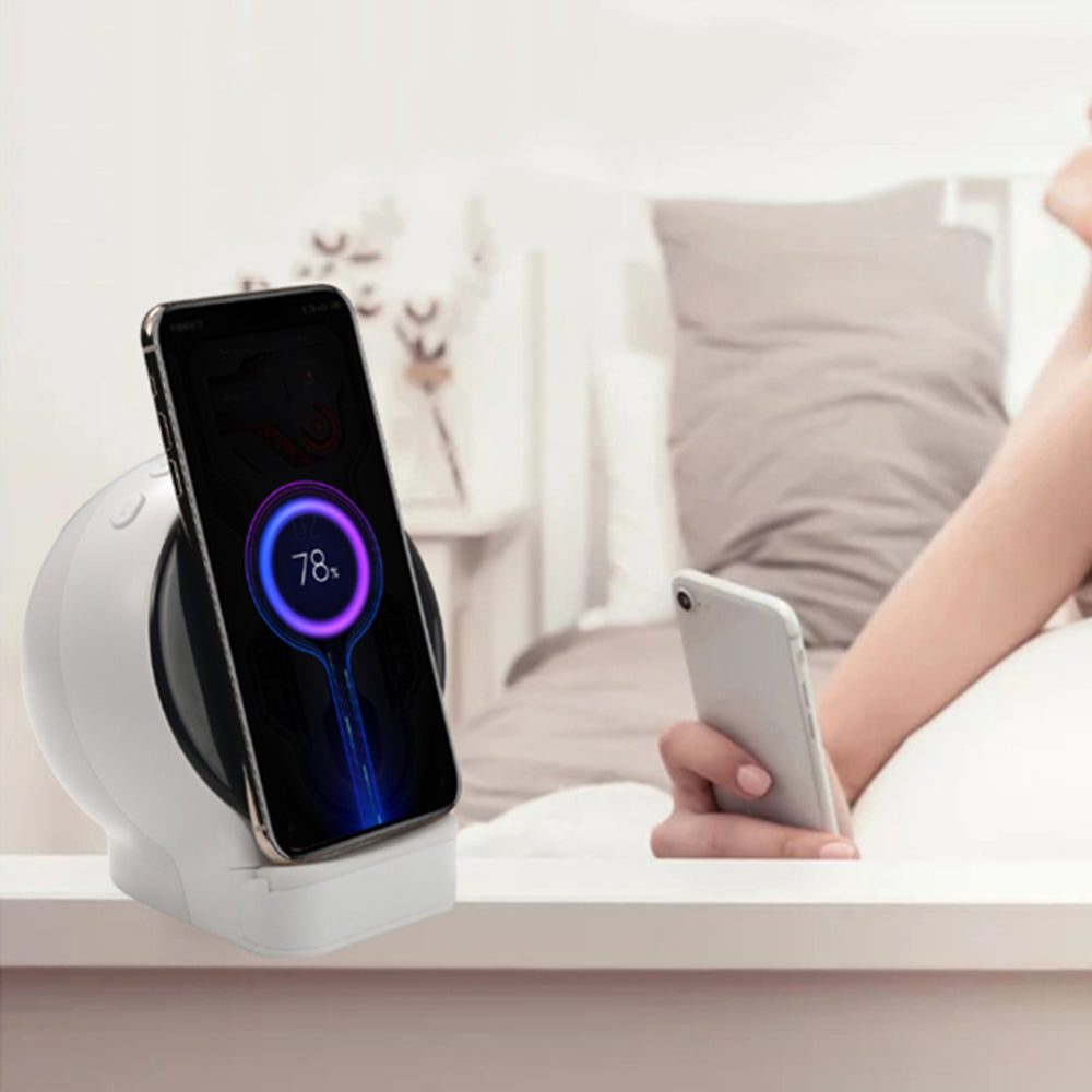 3-in-1 Bluetooth-Lautsprecher · Lampe & kabelloses Ladepad – Bild 7 | LuxeStyle
