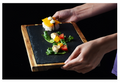 Pizzateller aus Akazienholz und Stein | LuxeStyle