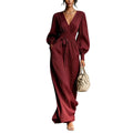 Elegante Damenrobe mit Taillenweite und V-Ausschnitt – Bild 1 | LuxeStyle