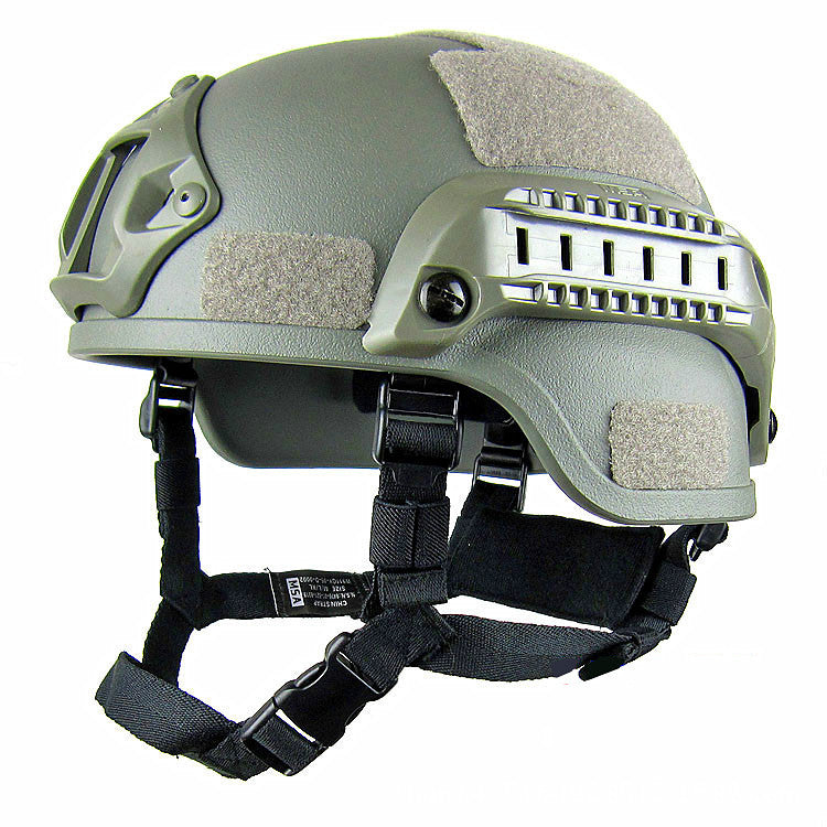 Leichter taktischer Helm