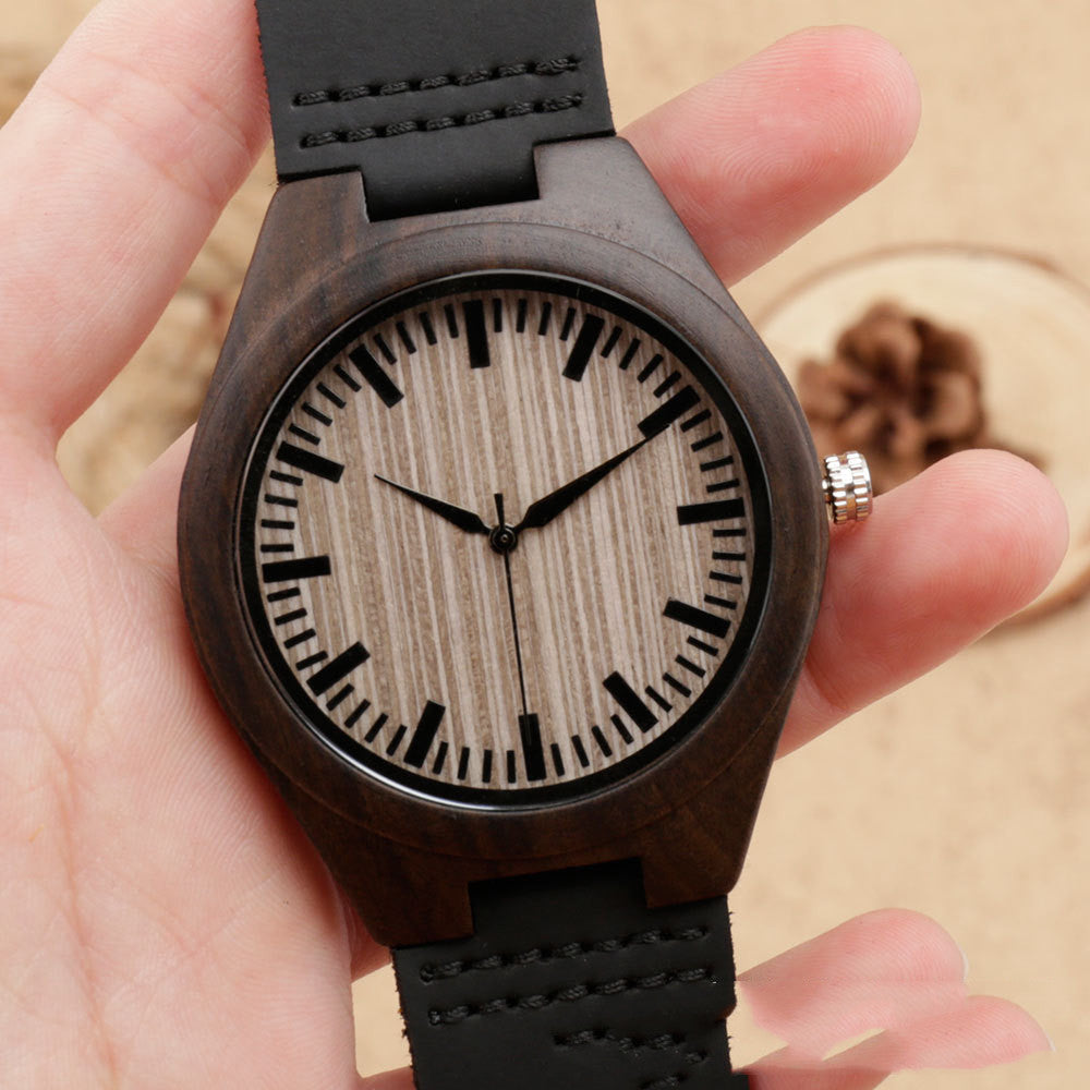 Holzgehäuse-Uhr mit braunem Zifferblatt – Bild 4 | LuxeStyle