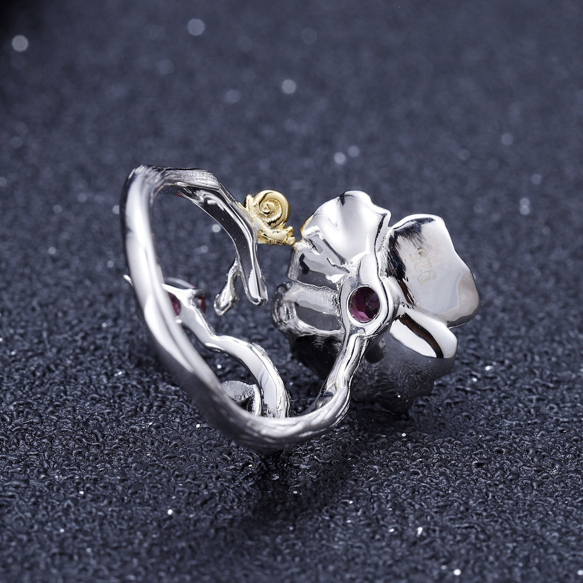 Silberring mit natürlichem Granat – Bild 6 | LuxeStyle