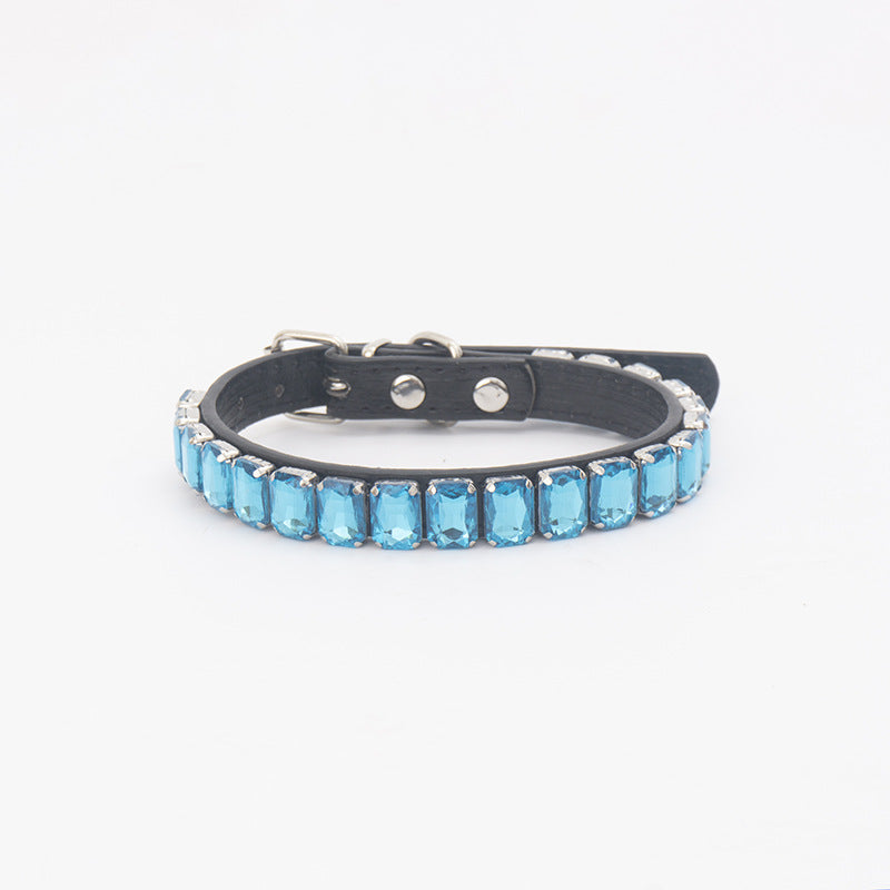 PU-Halsband für Hunde und Katzen – Bild 10 | LuxeStyle