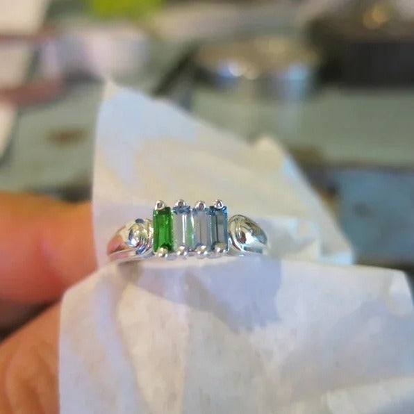 Regenbogen Zirkonia Ring aus Edelstahl
