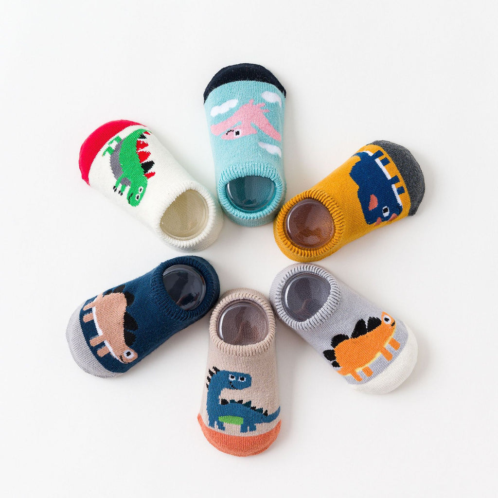 Kinderfußsocken mit Cartoon-Motiven