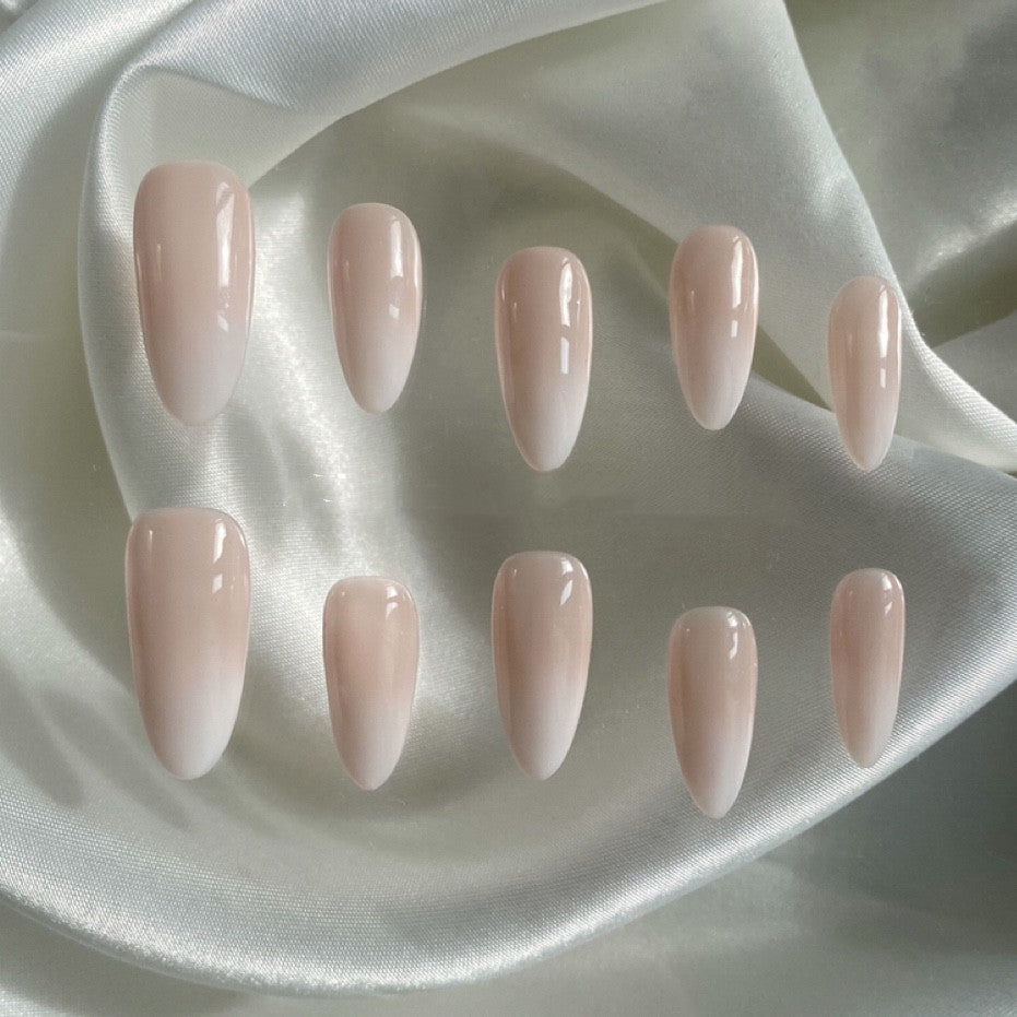 Mandel French Manicure Set