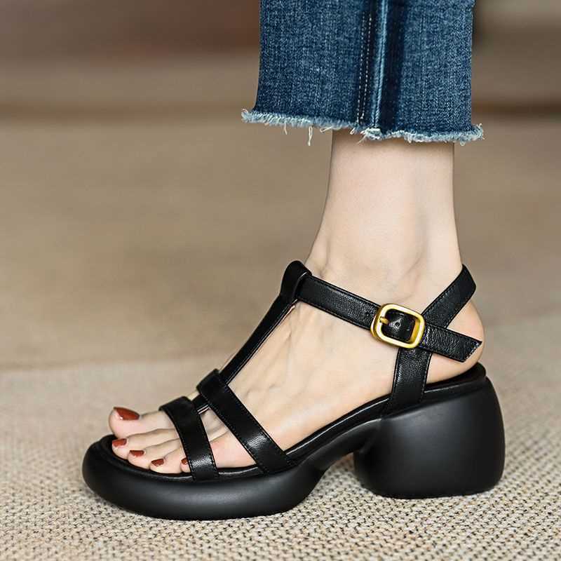 Leder-Sandalen mit Chunky-Absatz