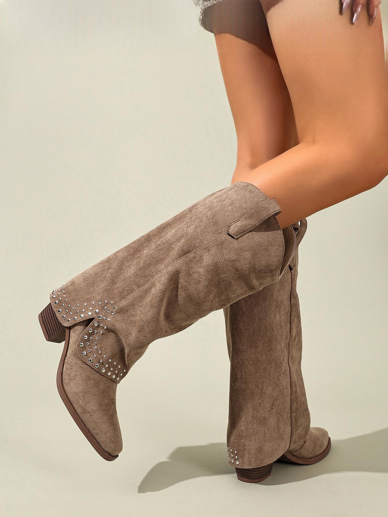 Rivetten-Boots mit Blockabsatz