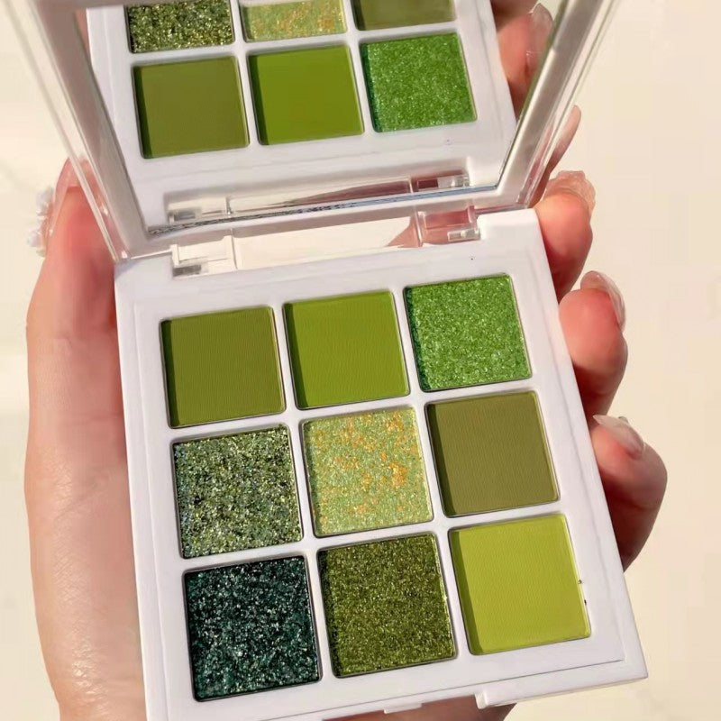 Polarisiertes 9-Farben Lidschatten-Set – Bild 9 | LuxeStyle