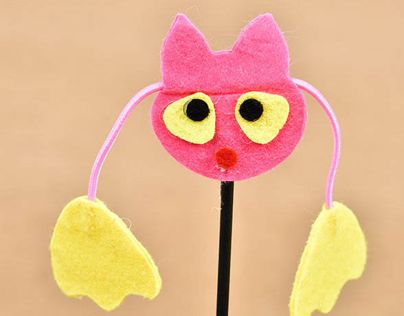 Katzenspielzeug mit Laser und Feder – Bild 2 | LuxeStyle