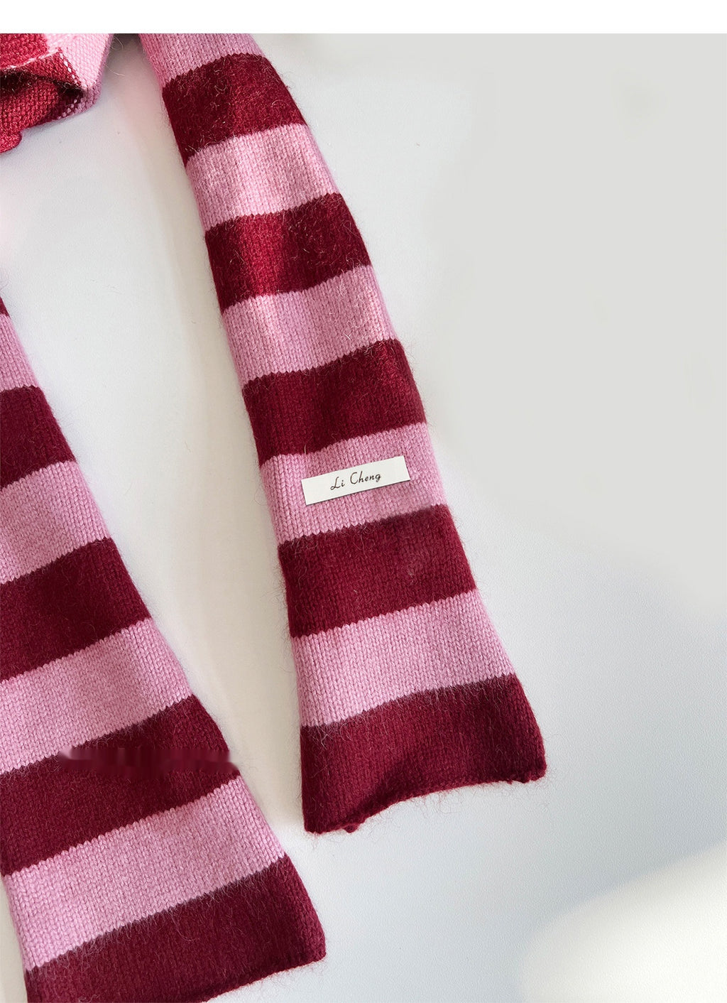 Gestrickter Schal mit Farbblock-Muster – Bild 2 | LuxeStyle
