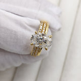 Farbe: Gelb / Gold