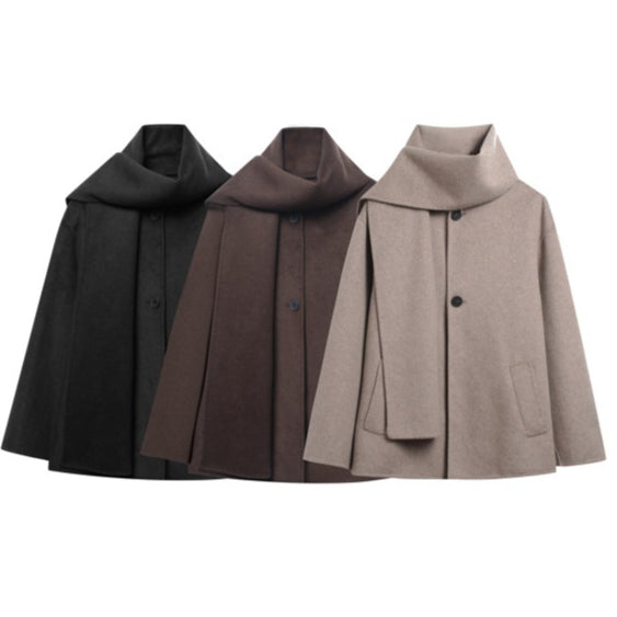 Eleganter Damen-Kurzmantel mit Schal