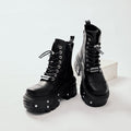 Martin Boots im Punk-Stil